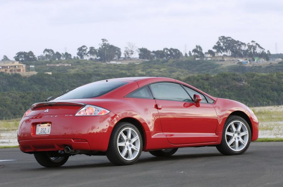 Mitsubishi Eclipse 2009 года  (фото 57 из 205)